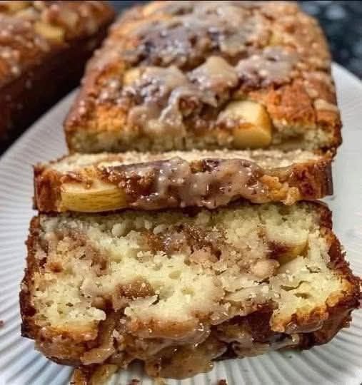 🍏 Apple Cinnamon Bread with Vanilla Glaze: A Cozy Treat for Any Day 🍏 482327785_2071607530025763_3626096023830345628_n