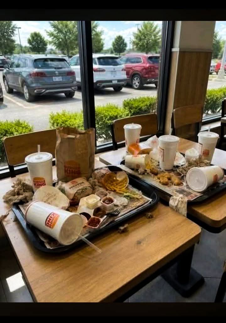 Leaving Your Fast-Food Table Uncleaned: Lazy Habit or Expected Service? 825278665_1086244240856525_2990959779547687629_n (1)